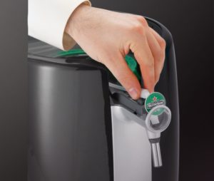 installing-heineken-keg